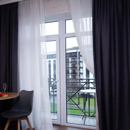 Apart-sol Lägenhet Poljana